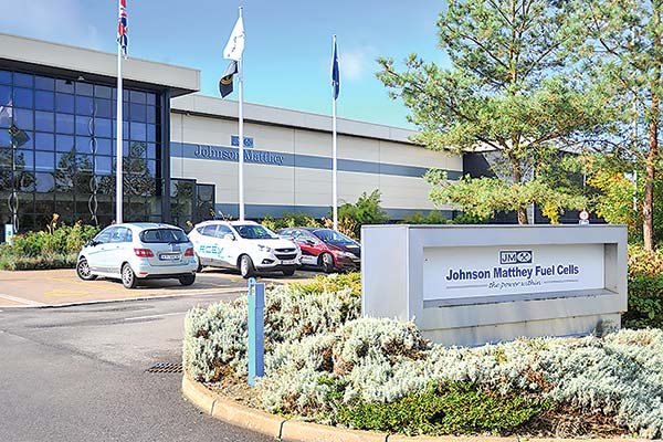 SQM suministrará hidróxido de litio a Johnson Matthey para producir 500.000 baterías para autos eléctricos