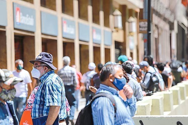 Emisión de bonos en Chile cayó 44% en 2020, según Feller Rate