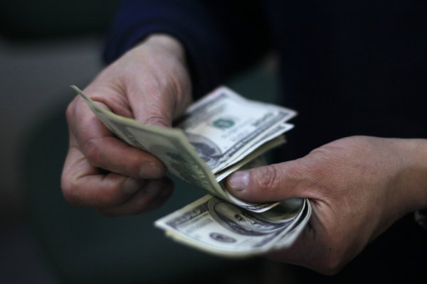 ¿Cómo aprovechar los últimos movimientos del dólar?