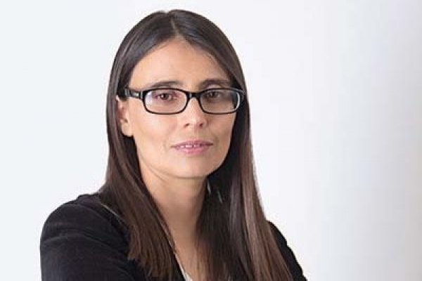 Lorena Flores. directora del Centro de Microdatos de la Universidad de Chile.