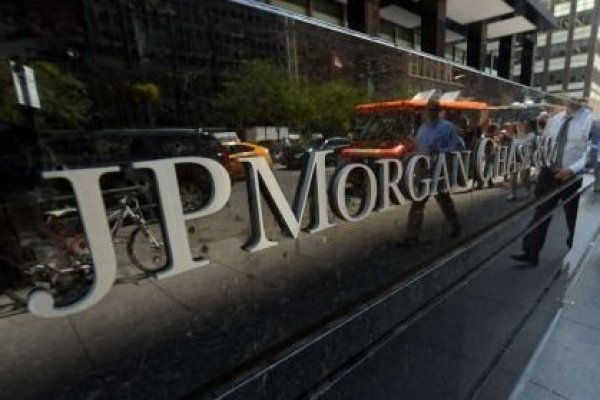 JPMorgan hace mea culpa por apoyo a fracasada Superliga de fútbol: "evaluamos mal el acuerdo"