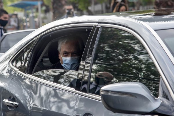 Bloomberg: Chile avanza hacia una confrontación por miles de millones en dinero de las pensiones