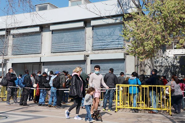 Cotización adicional del 2% será universal: ministros salen a explicar los detalles del proyecto de tercer retiro con reintegro de fondos