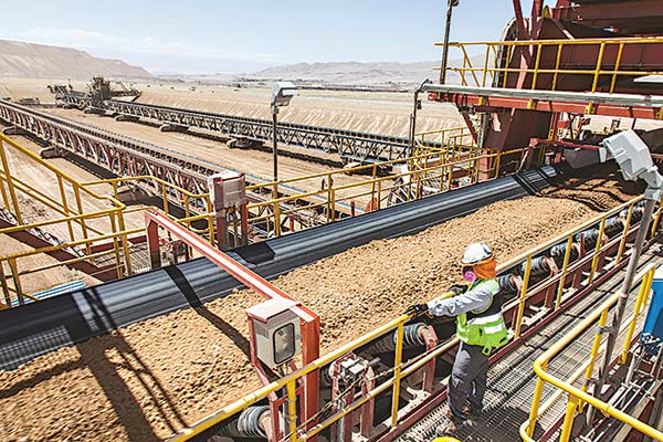 Royalty: Diputado Núñez presentará indicación para dejar sin efecto invariabilidad tributaria de la minería