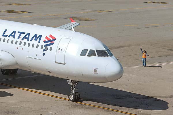 Latam Airlines pierde terreno en Brasil y dos de sus rivales toman la delantera