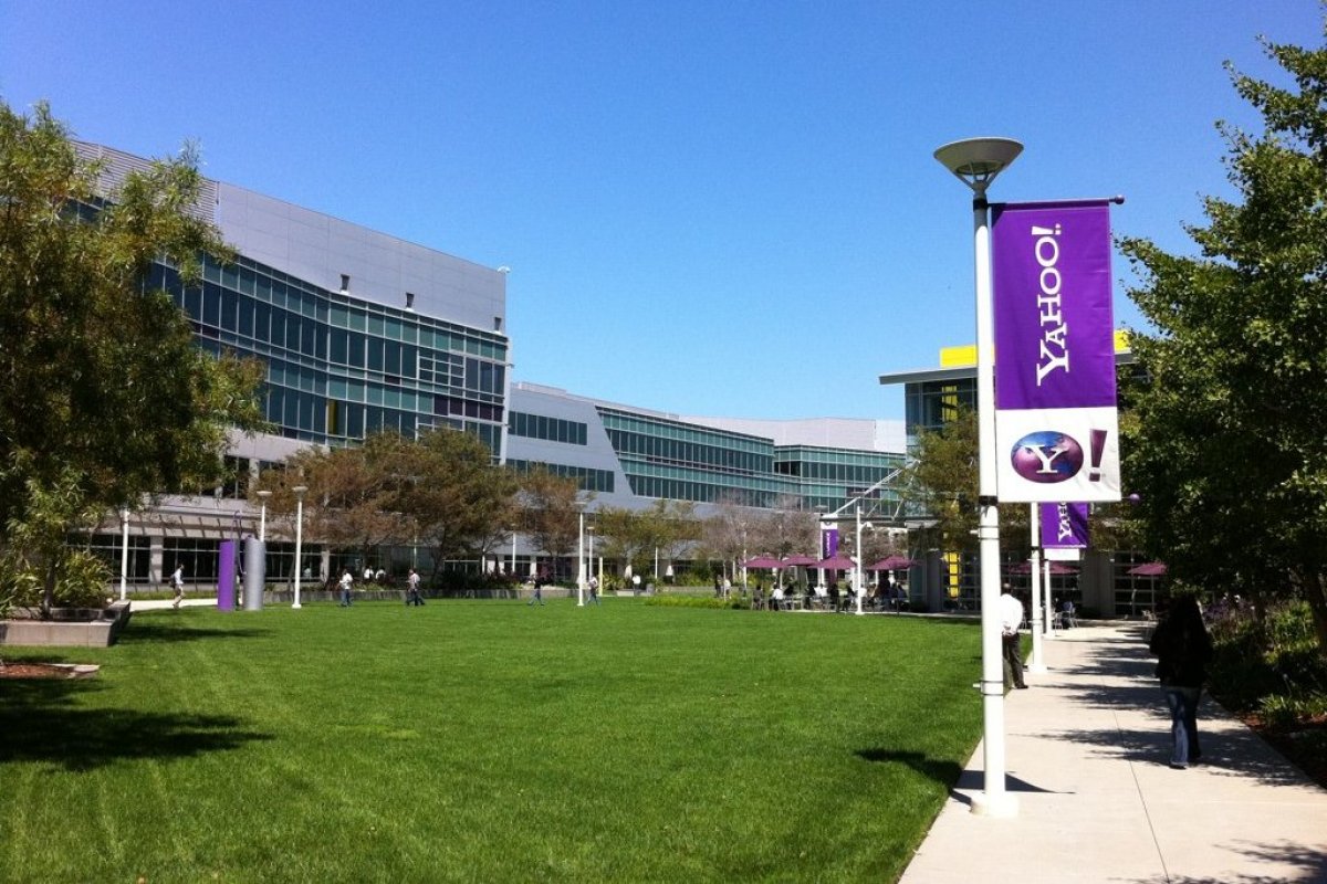 <p>Los motivos del ocaso de Yahoo, uno de los pioneros de internet que se vendió a precio de startup</p>