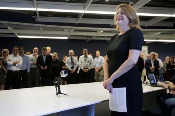 Washington Post nombra a Sally Buzbee como la primera mujer en liderar la redacción del periódico