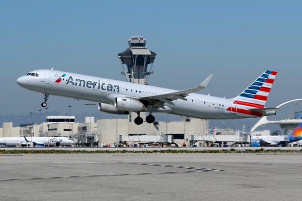 Nueva presión para las aerolíneas: ataque a oleoducto en EEUU obliga a las compañías aéreas a buscar nuevas formas de obtener combustible