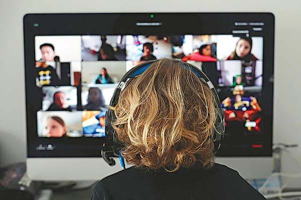 Concursos de talento y happy hours telemáticos: los esfuerzos de las empresas para mantener vivo el concepto de equipo pese a la distancia y el teletrabajo
