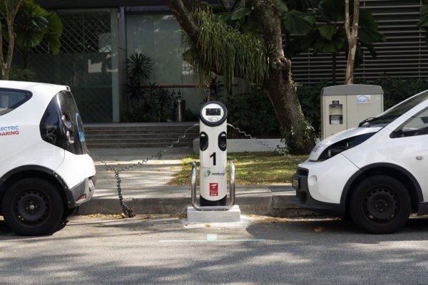 A la fecha, 68 empresas e instituciones firmaron el Acuerdo de Movilidad impulsado por el Ministerio de Energía en abril pasado. Foto: Bloomberg