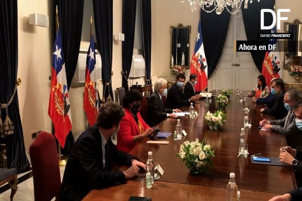 <p>Ahora en DF| Mínimos comunes: diferencias entre la propuesta de oposición y el anuncio del gobierno</p>