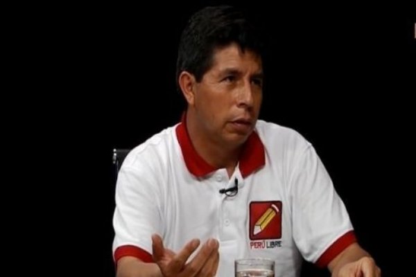Fiscalía peruana abre investigación "policial" contra candidato presidencial que lidera sondeos