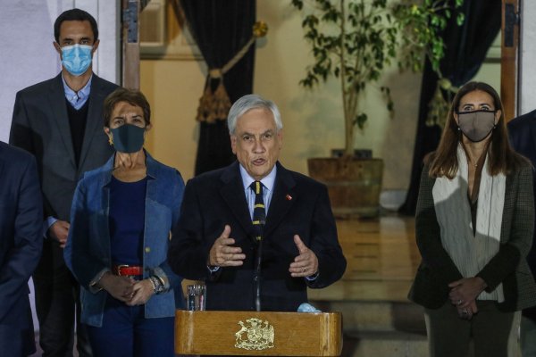 El presidente Sebastián Piñera calificó la jornada como "histórica".