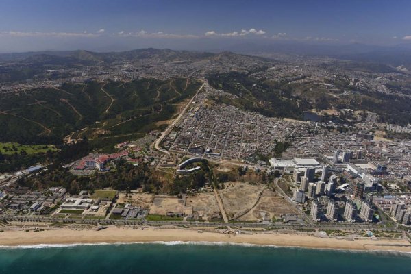 Nuevo gobernador de Valparaíso se declara opositor del megaproyecto de Copec en Las Salinas