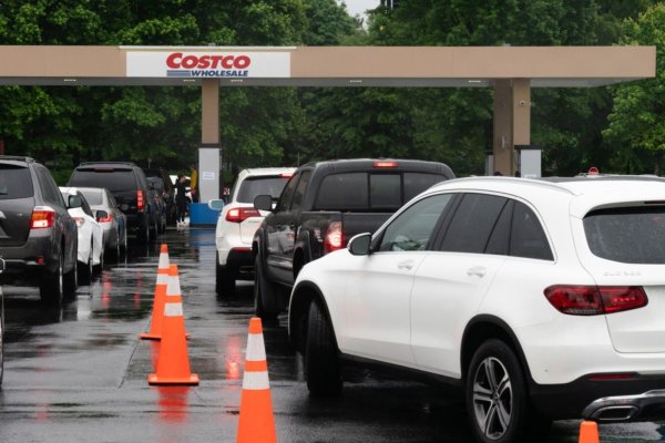 Colonial, principal gasoducto de EEUU, sigue en problemas: falla en red de despacho afecta envíos de combustible