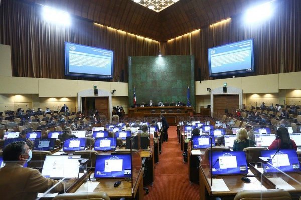 Cámara admite a trámite proyecto que busca una rebaja transitoria del impuesto a los combustibles