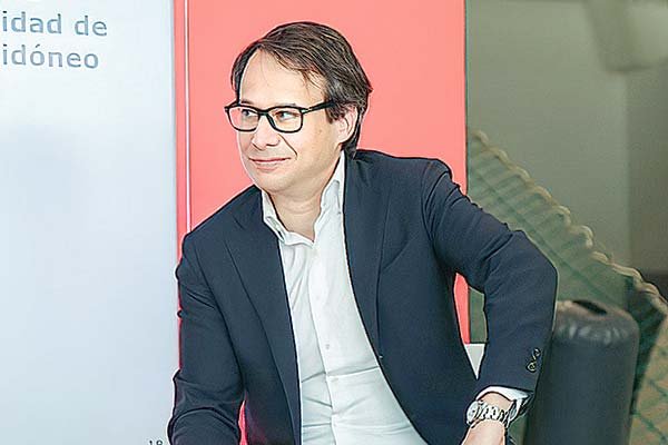 Adrian Neuhauser, presidente y CEO de Avianca Holdings.