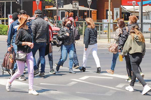 Gobierno sube montos del IFE y lo extiende a septiembre con 50% del beneficio