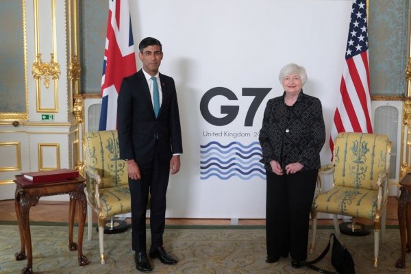 magen de archivo del ministro de Finanzas británico, Rishi Sunak, junto a la secretaria del Tesoro de Estados Unidos, Janet Yellen.