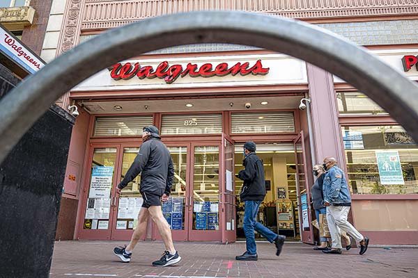 Walgreens y CVS arrendarán locales al nuevo fondo de Banchile y Bicentenario Capital