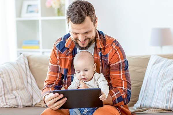 Posnatal masculino: la incipiente tendencia que comienza a generar eco en el mundo empresarial