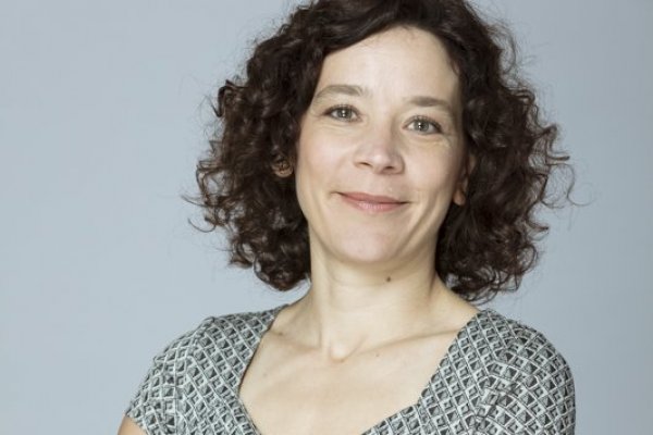 Angela Oblasser, gerenta de sostenibilidad de Fundación Chile