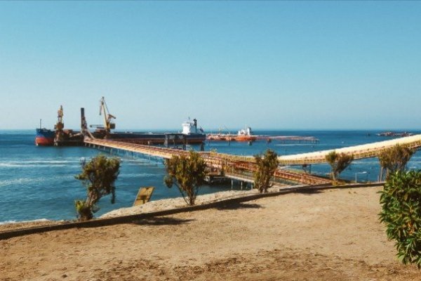 Puerto de Mejillones, uno de los analizados en el estudio.