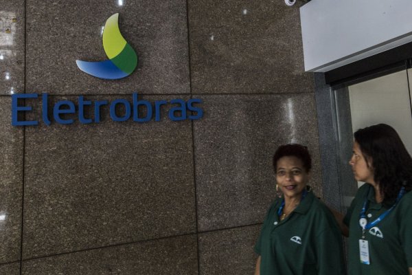 Senado de Brasil aprueba privatización de Eletrobras, la mayor empresa eléctrica de Latinoamérica