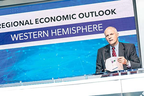 FMI: En Latinoamérica los ricos tienen que pagar más impuestos