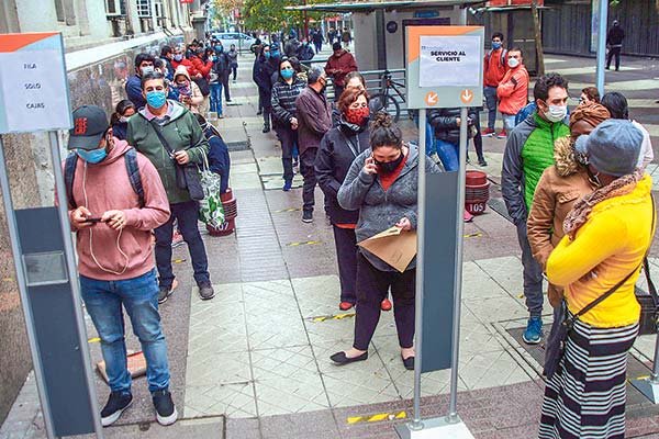 Banca en alerta por proyecto que “borra” las deudas en pandemia