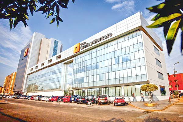 Fundadores de Vial y Vives se enfrentan con la ex Graña y Montero y acusan millonaria deuda