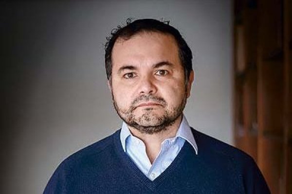 Académico de la Universidad de Chile: “El común de los chilenos apuesta por tener más oportunidades en el mercado”