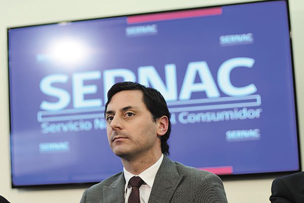 Sernac prepara sus "cartuchos" en contra de las empresas de asesoría financiera previsional