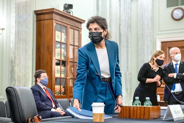 Lina Khan, el arma millennial de Biden contra las grandes tecnológicas