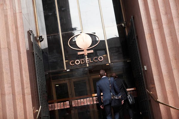 Crece la agitación en el sindicato Salvador de Codelco ante próxima negociación salarial
