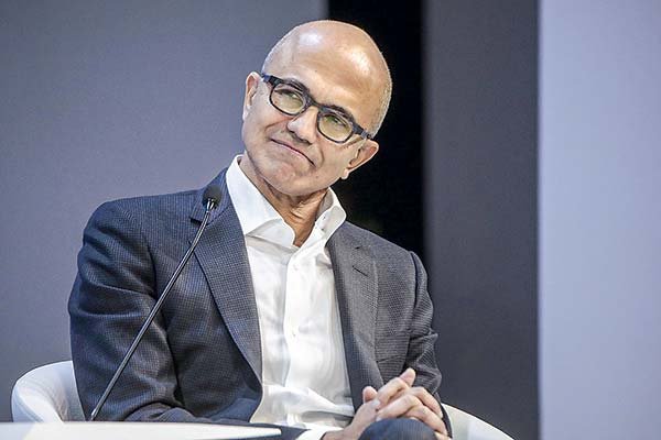 El pacto se forjó luego de que Satya Nadella tomó las riendas de Microsoft. Foto: Bloomberg