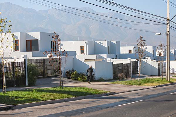 Precios de viviendas en Santiago suben 10% desde 2019 y se proyecta que tendencia siga al alza