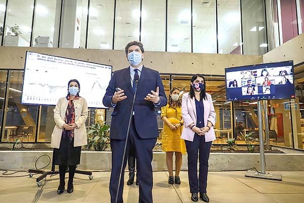 Gobierno enfatiza la necesidad de reactivar el mercado laboral luego del aumento en la pobreza producto de la pandemia