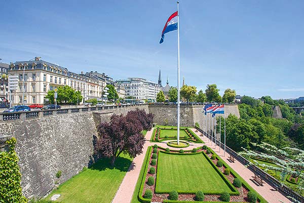 Mercado castiga bono de CorpGroup Banking y llega a su menor nivel desde que se emitió en Luxemburgo