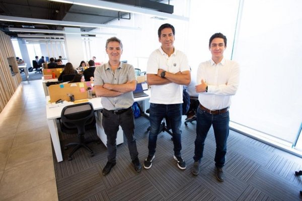 Los fundadores de Biwiser, Pablo Palavecino, Andrés Erlandsen y David Ávila.