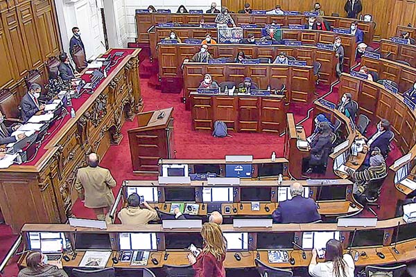 Con mayoría absoluta, Convención impulsa solicitud de indulto a detenidos del 18-0