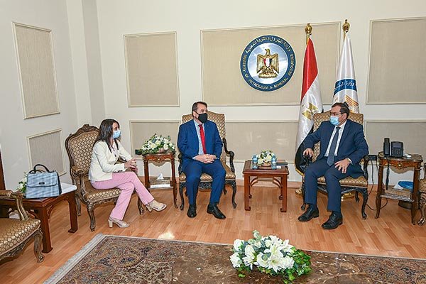Filial internacional de ENAP prevé incrementar sus inversiones en la actividad de perforación en Egipto