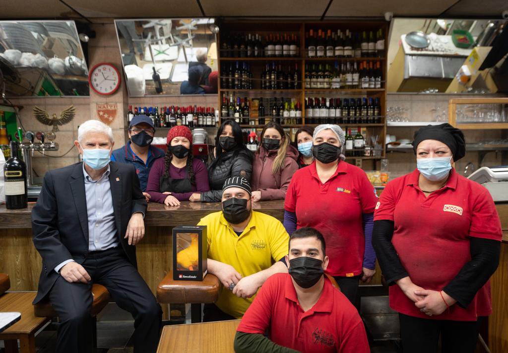 <p>Cómo el restaurante Las Lanzas logró una cuenta corriente para no quebrar</p>
