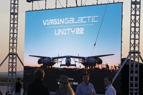 <p>Acción de Virgin Galactic cae tras el viaje de Blue Origin y abre el debate de las acciones aeroespaciales</p>