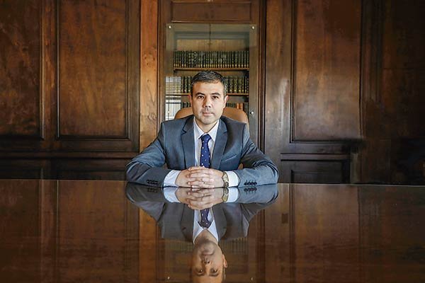 Uno de los principales asesores de Cerda deja el Ministerio de Hacienda
