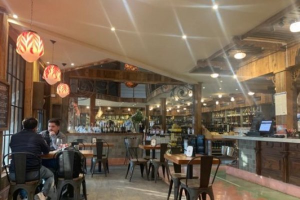 Las nuevas cepas de La Vinoteca: Familia Awad Manzano entra a la propiedad tras comprar participación a histórico socio