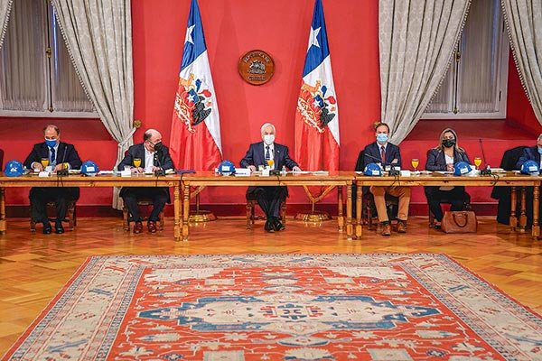 Piñera no descarta extender vigencia del IFE y enfatiza que prioridad es recuperar empleos