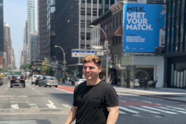 Matías Muchnick: "Tocar la campana de Nasdaq con una bandera chilena es el sueño máximo"