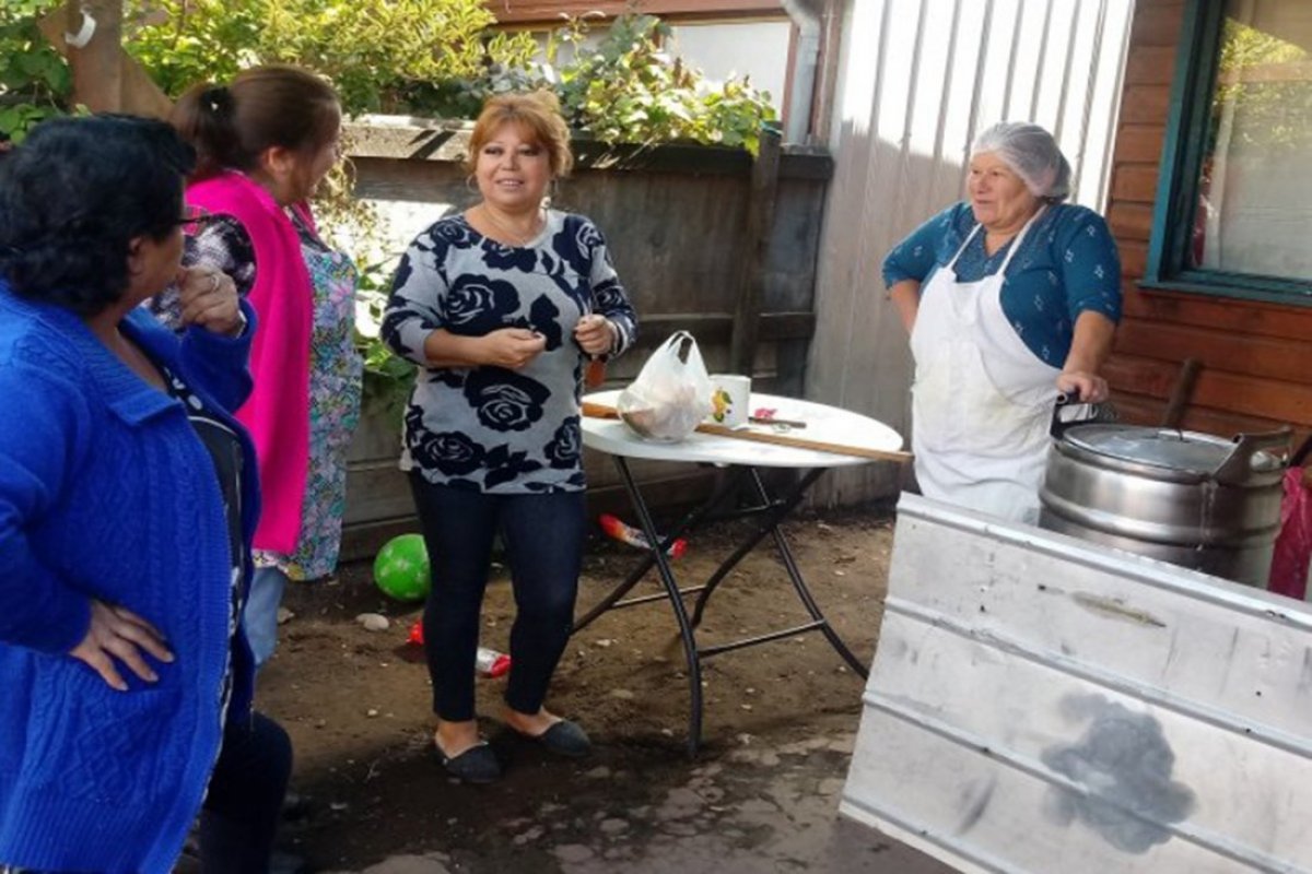 <p>Las ollas comunes que persisten para combatir el hambre</p>