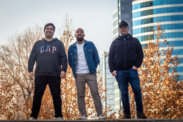 Gianfranco Mignanelli (COO), Ignacio Ramírez (CEO) y Sebastián Cornejo (CTO) de Perk.